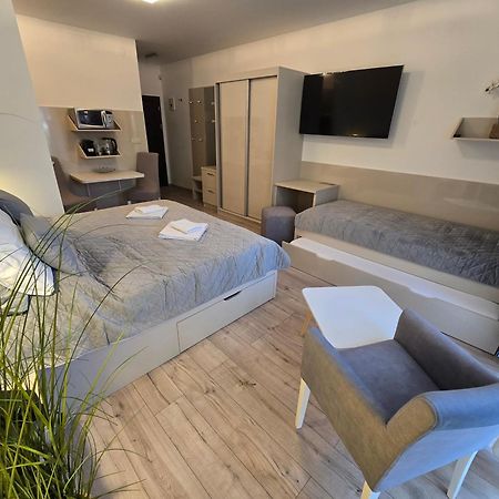 Apartman Elizabeth Bešeňová Екстериор снимка