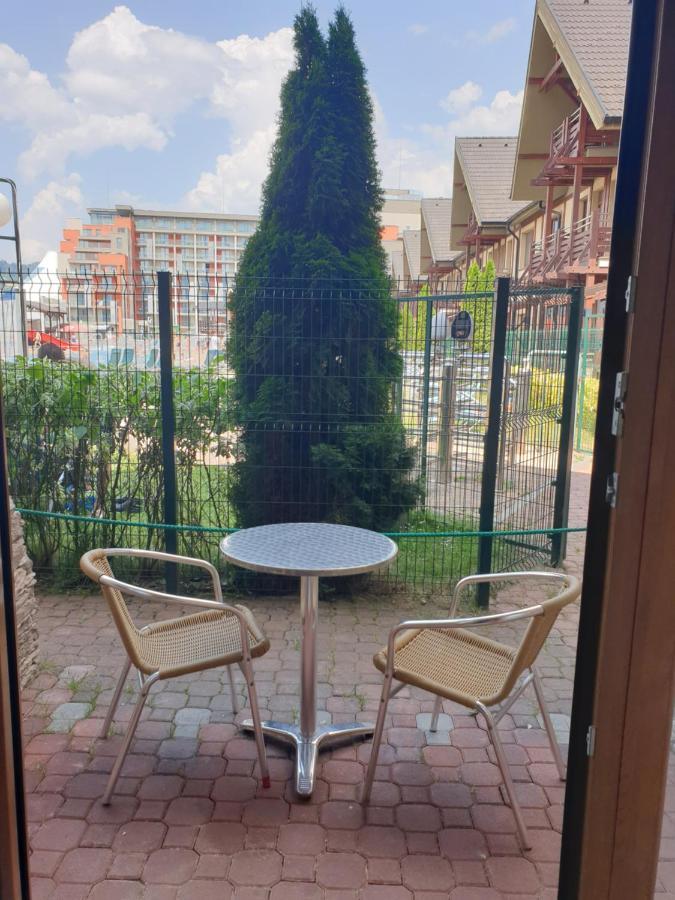Apartman Elizabeth Bešeňová Екстериор снимка
