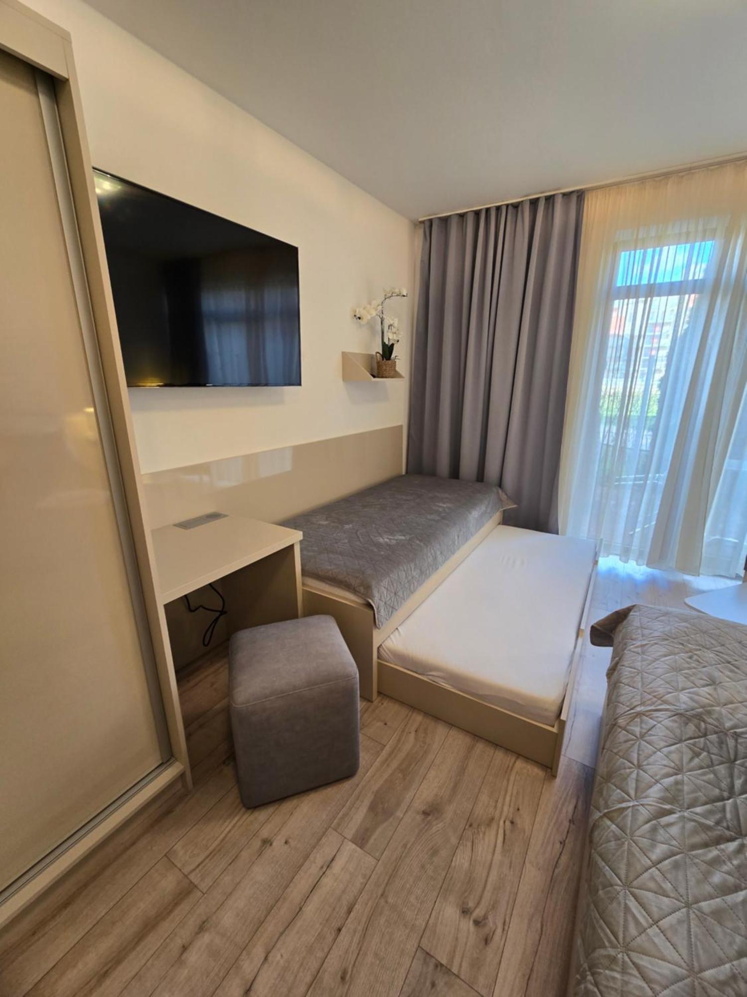 Apartman Elizabeth Bešeňová Екстериор снимка