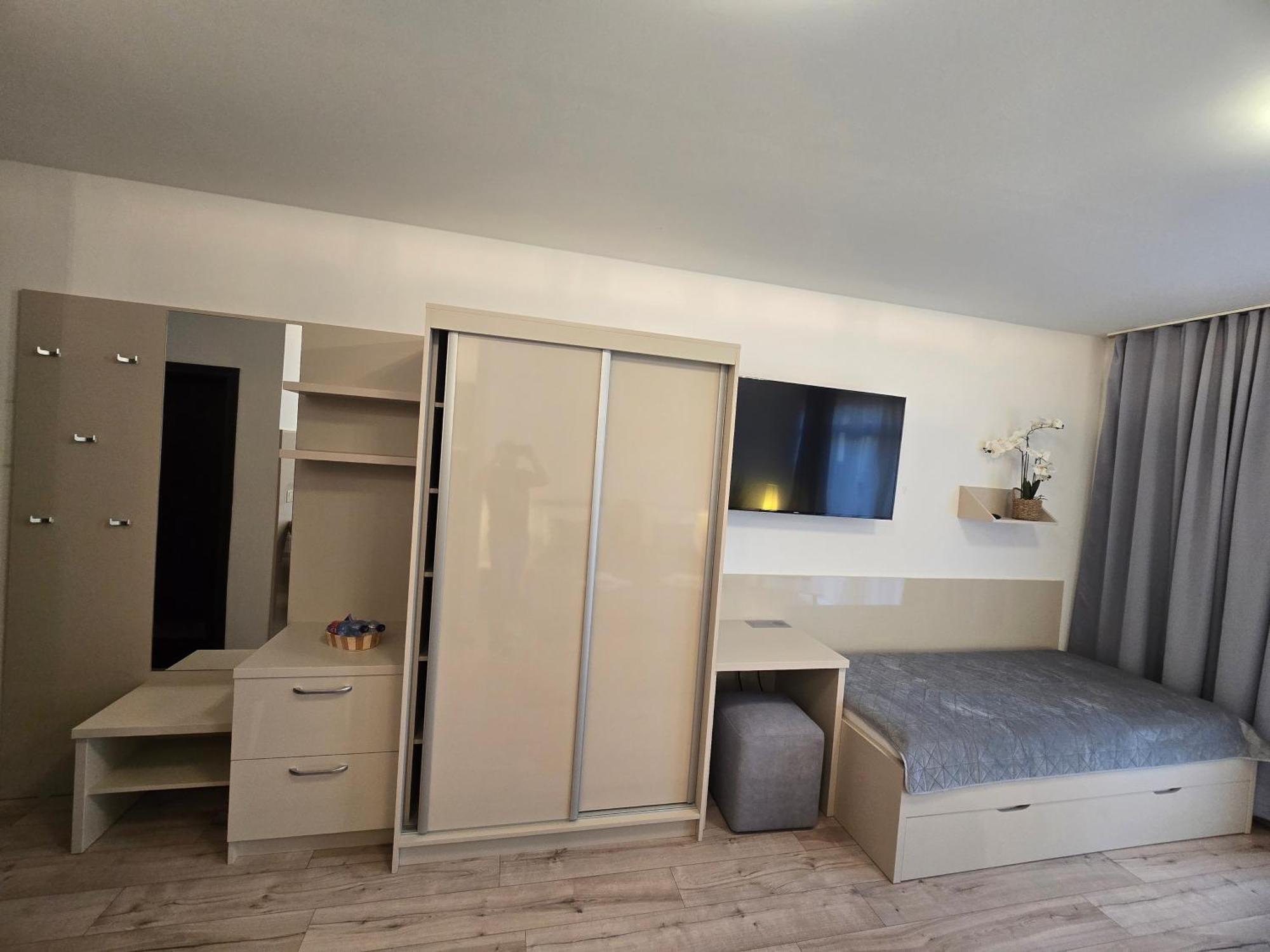 Apartman Elizabeth Bešeňová Екстериор снимка