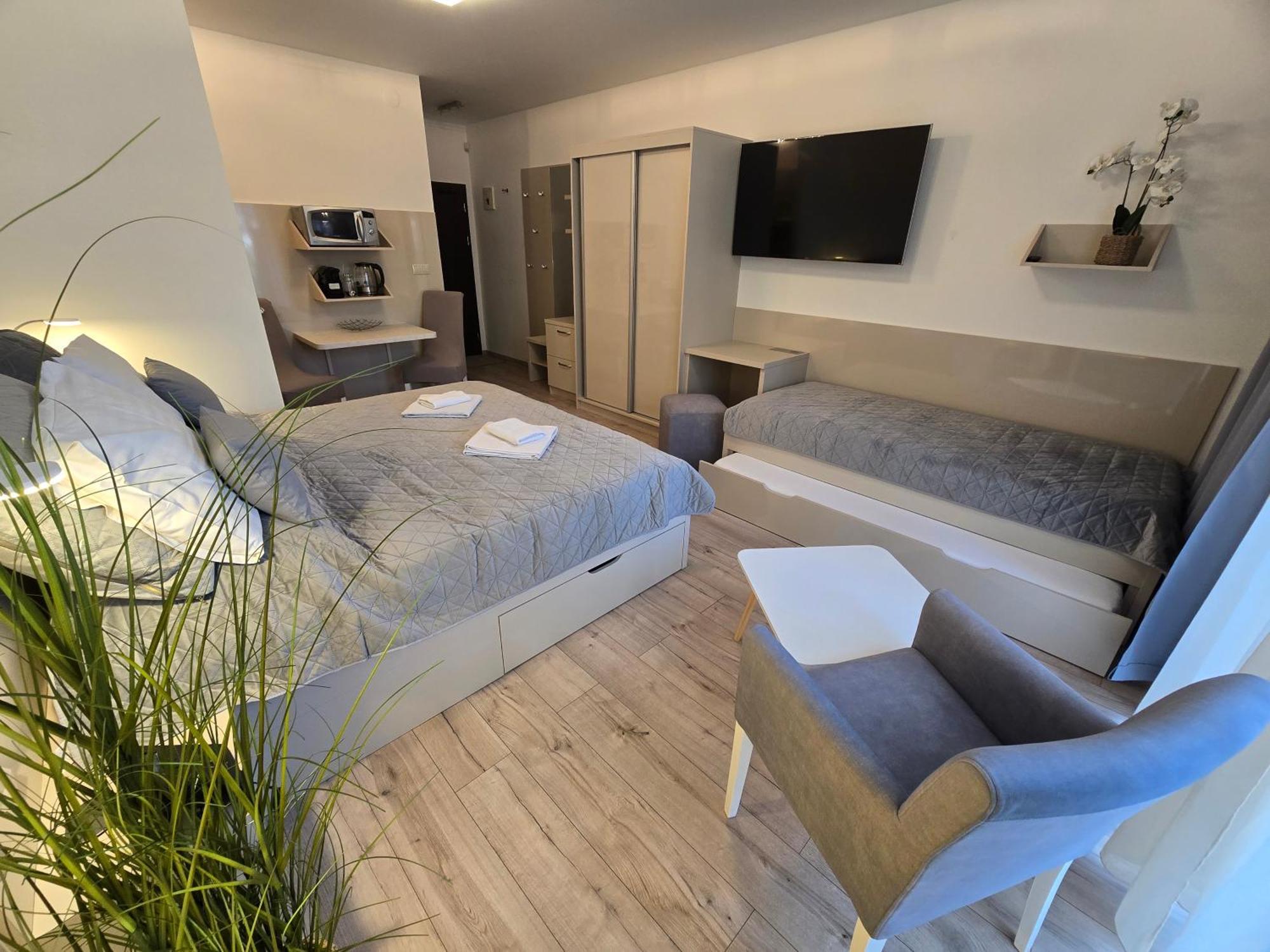 Apartman Elizabeth Bešeňová Екстериор снимка