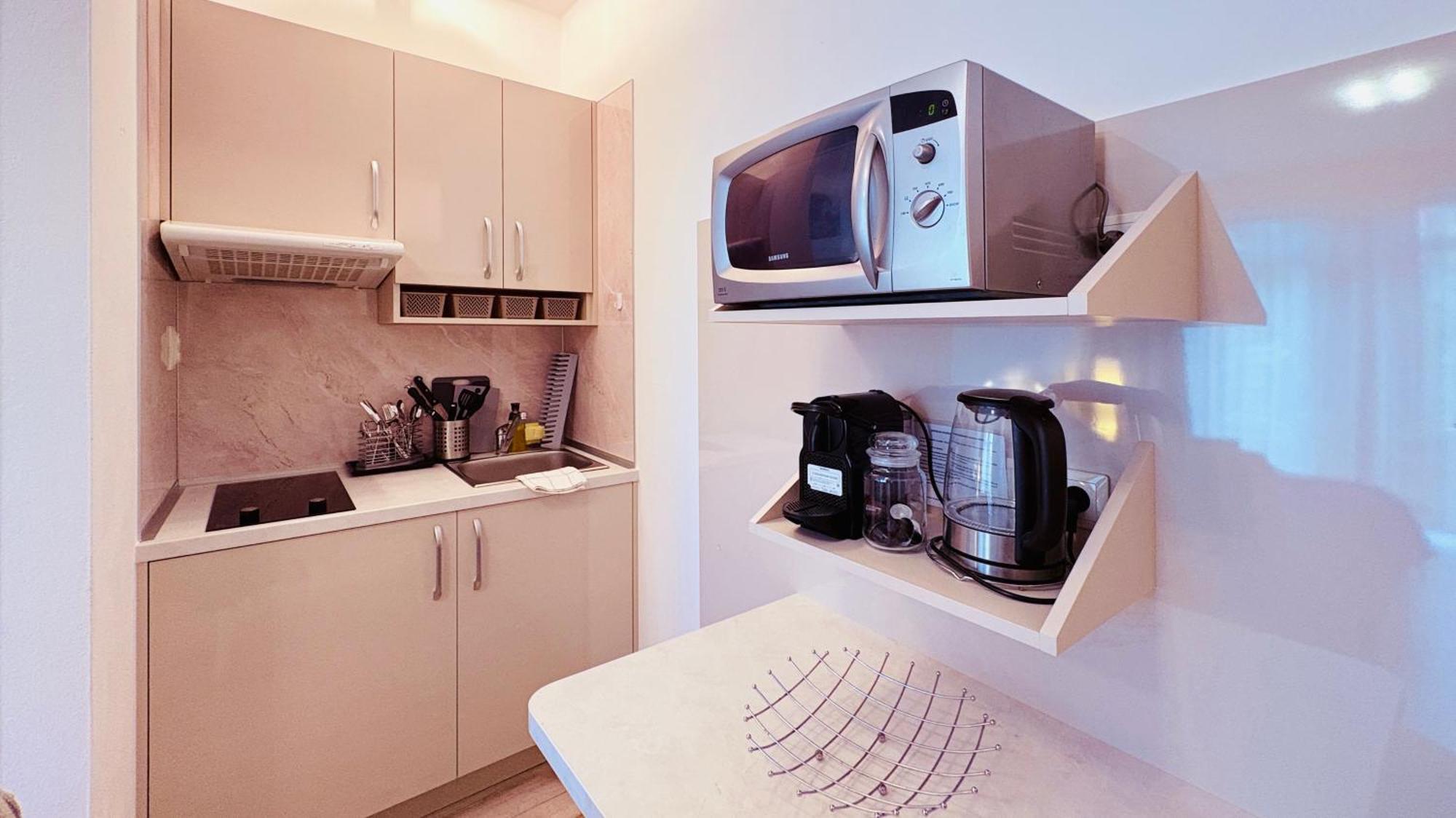 Apartman Elizabeth Bešeňová Екстериор снимка