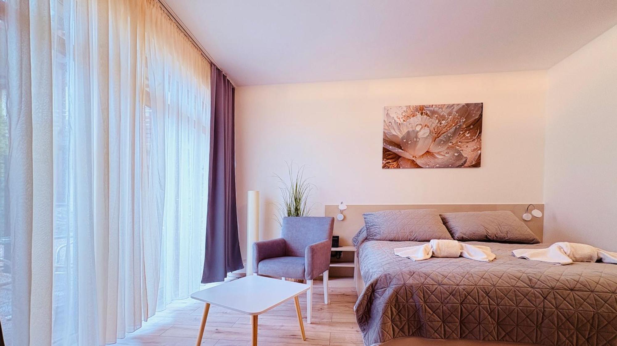 Apartman Elizabeth Bešeňová Екстериор снимка
